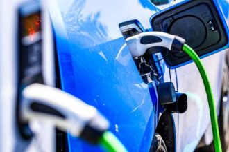 Charging vs Swapping: The Future of Electric Motorcycles