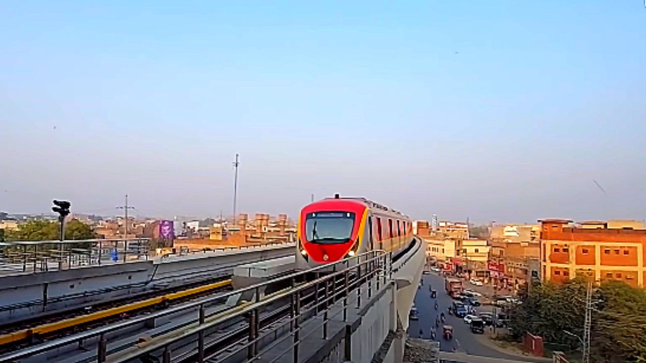 Punjab Government Announces Concessionary Fares For The Orange Line Metro Train
