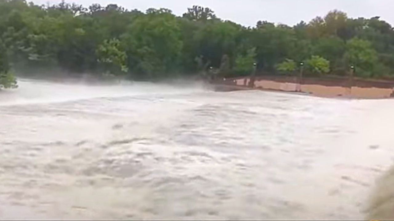 Woman Dead After Car Flooded By Rain From Harvey